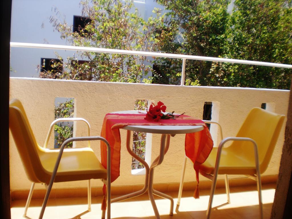 Floral Hotel Chersonissos Buitenkant foto